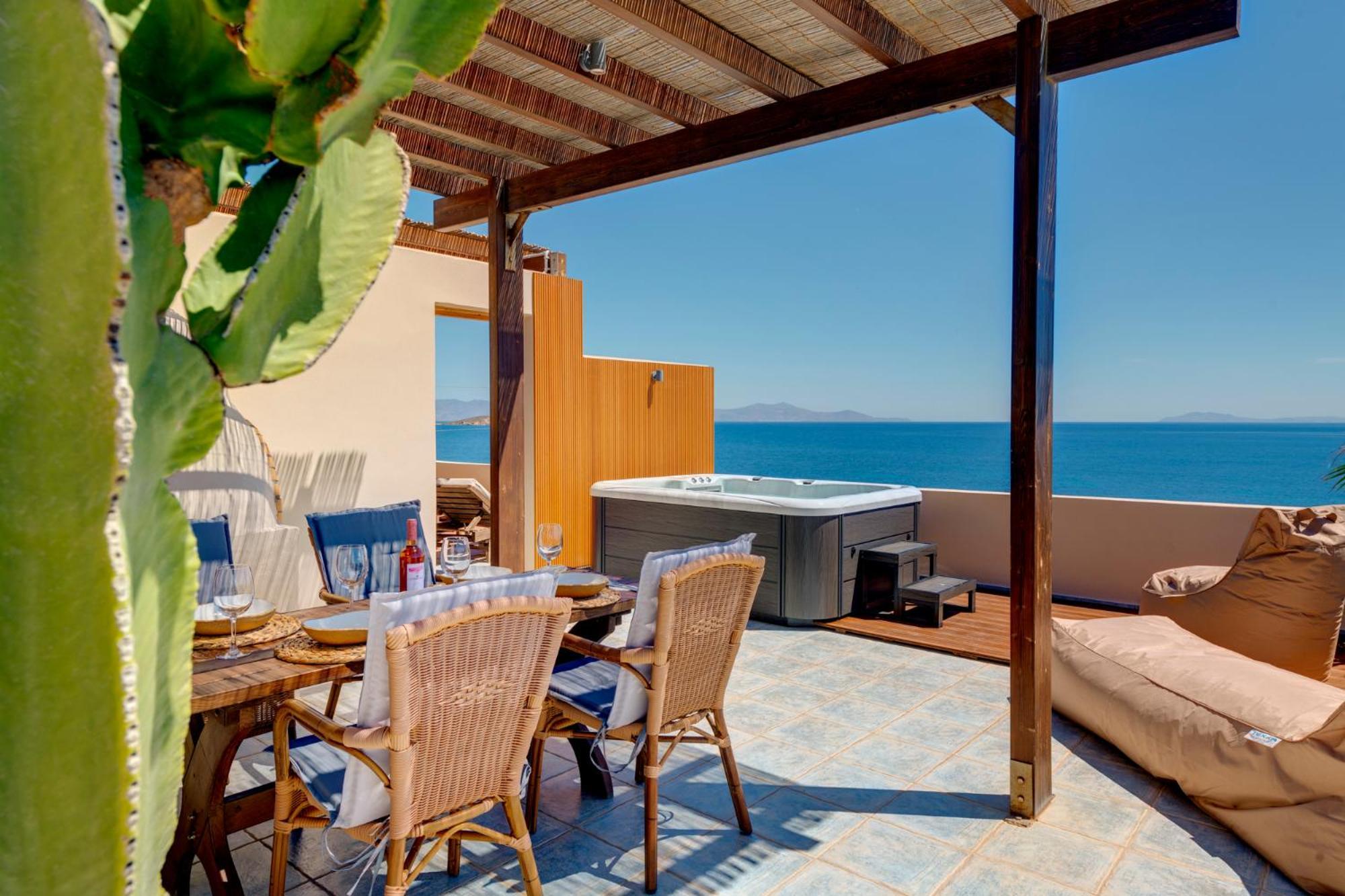 Lalari Beach Suites Vári Екстериор снимка