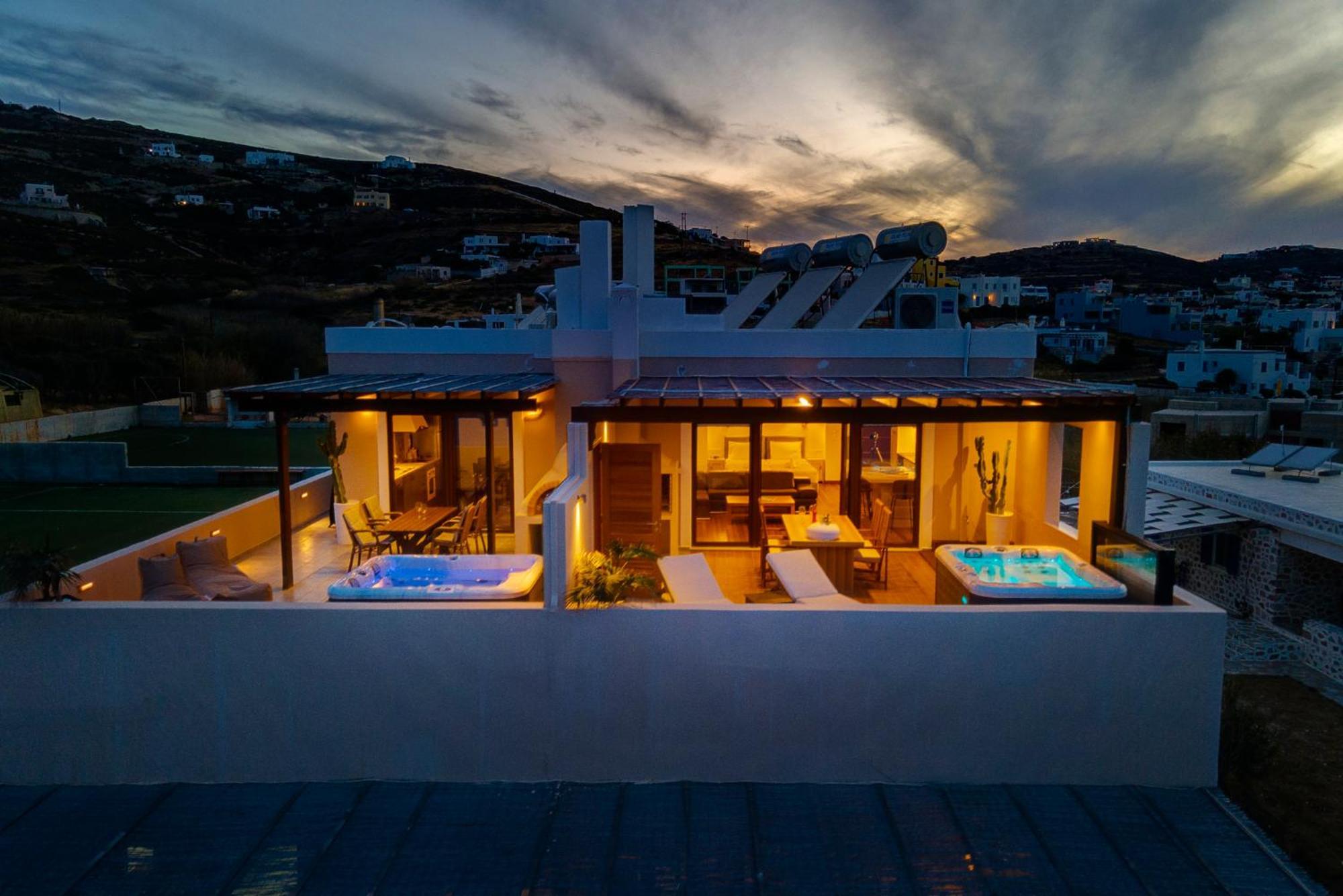 Lalari Beach Suites Vári Екстериор снимка