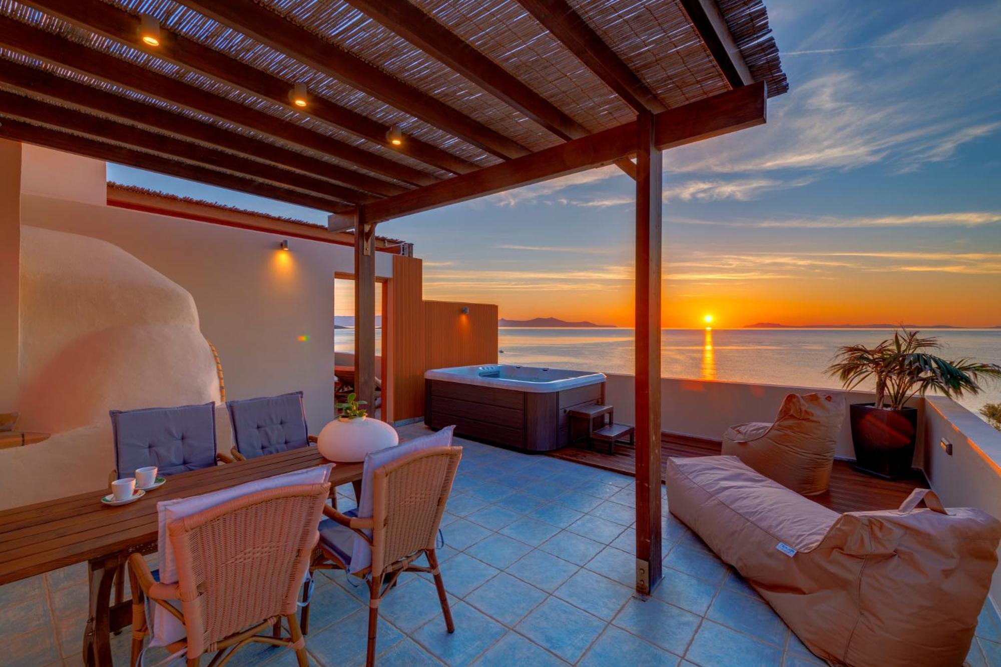 Lalari Beach Suites Vári Екстериор снимка